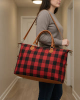 buffalo-check-weekender in use